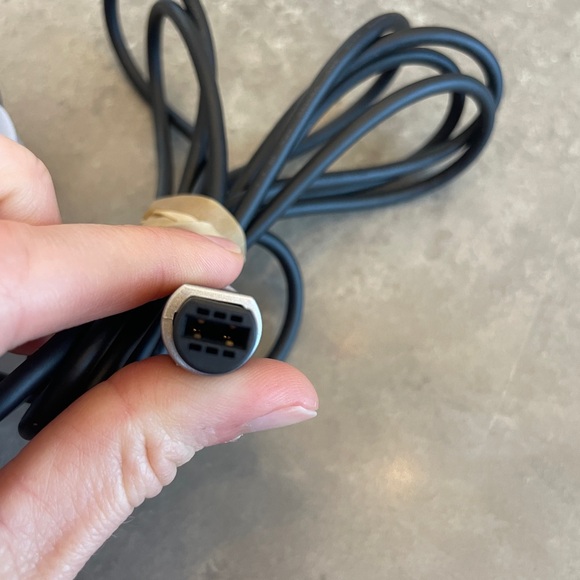 Original Nintendo GameCube Controller - Picture 4 of 4